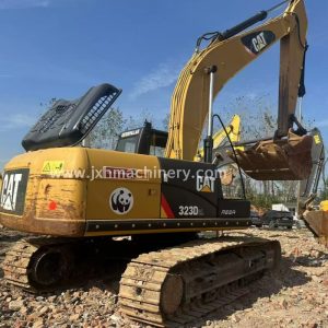 Alternative view of Caterpillar 323D2 L Hydraulic Crawler Excavator