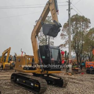 Front of the Caterpillar 307 hydraulic excavator