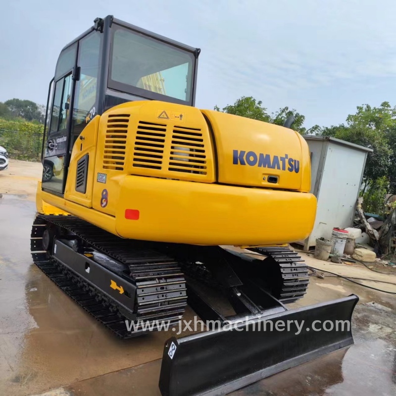 Komatsu PC70-8 Crawler Excavator - Image 4