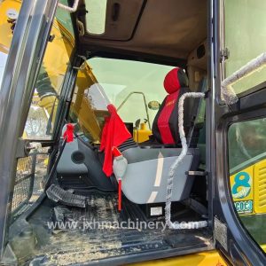 Alternative view of Komatsu PC120-8 Crawler Excavator