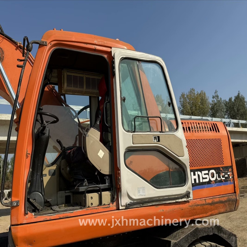 Doosan DH150W-7 Wheel Excavator - Image 4