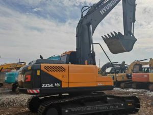 Hyundai 225LVS Crawler Excavator