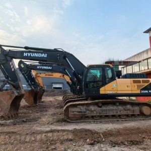 Hyundai 350VS Crawler Excavator
