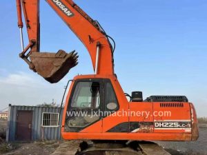 Doosan DH225-7 Crawler Excavator