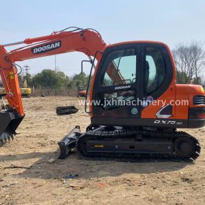 Doosan DX75 Crawler Excavator