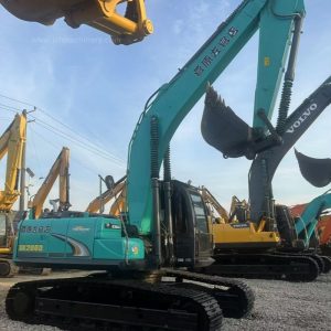 Alternative view of Kobelco 200D Crawler Excavator
