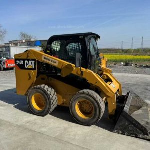 Alternative view of Caterpillar 246D Skid Steer Loader