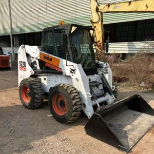 Bobcat S220 Skid Steer Loader