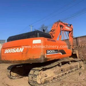 Alternative view of Doosan DH300-7 Crawler Excavator