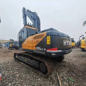 Alternative view of Hyundai 215LC-9 Crawler Excavator