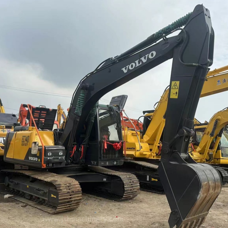 Volvo EC140B Crawler Excavator - Image 4