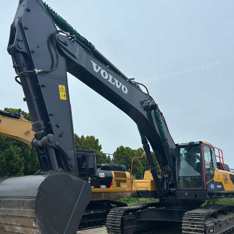 Volvo EC480 Crawler Excavator - Image 3
