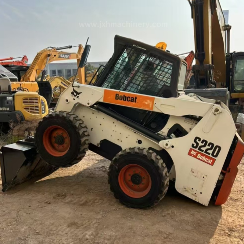 Bobcat S220 Skid Steer Loader - Image 3