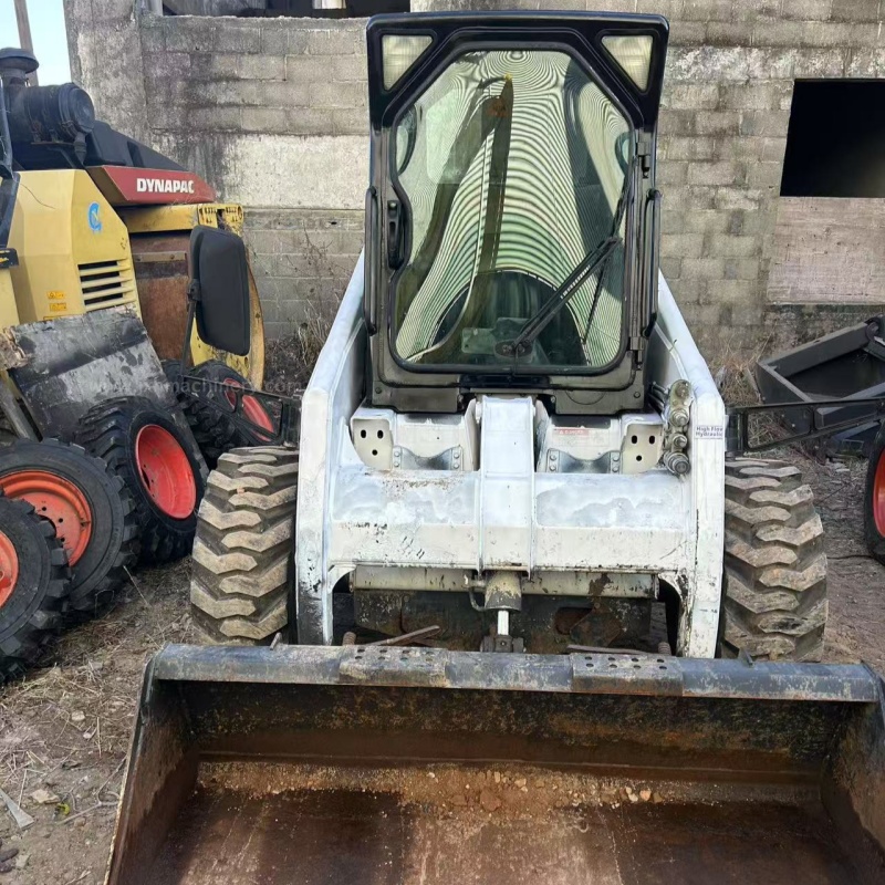 Bobcat S300 Skid Steer Loader - Image 4