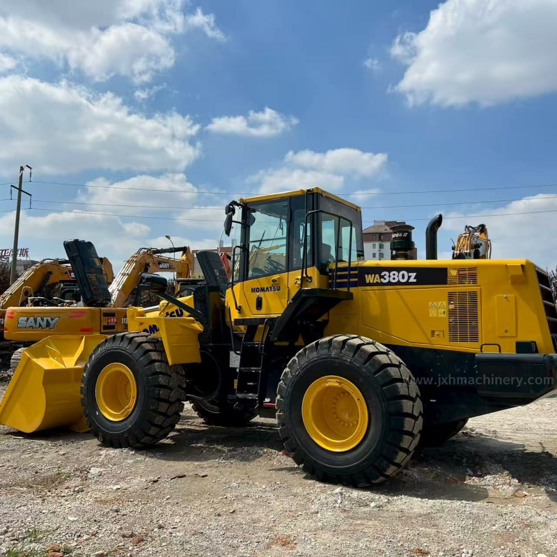 Komatsu WA380 Loader - Image 3