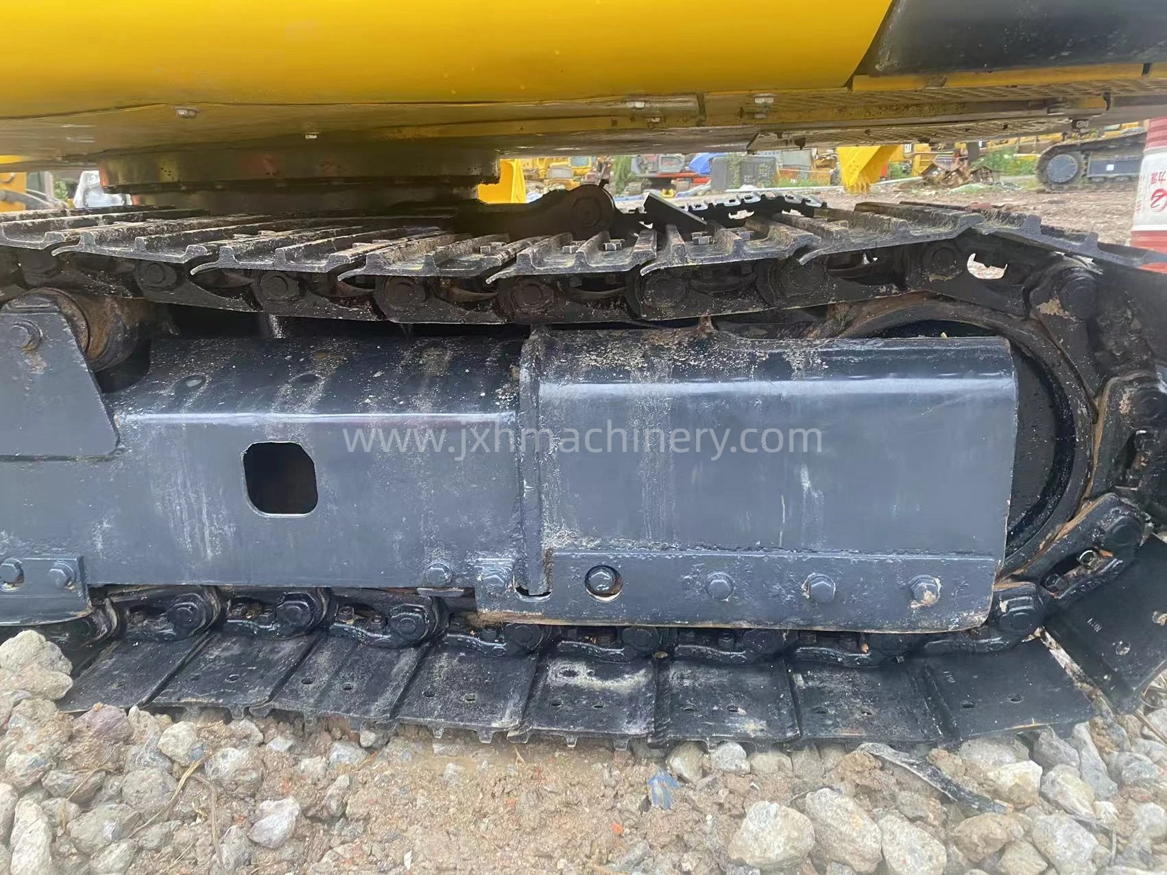 Komatsu PC56 Crawler Excavator - Image 4