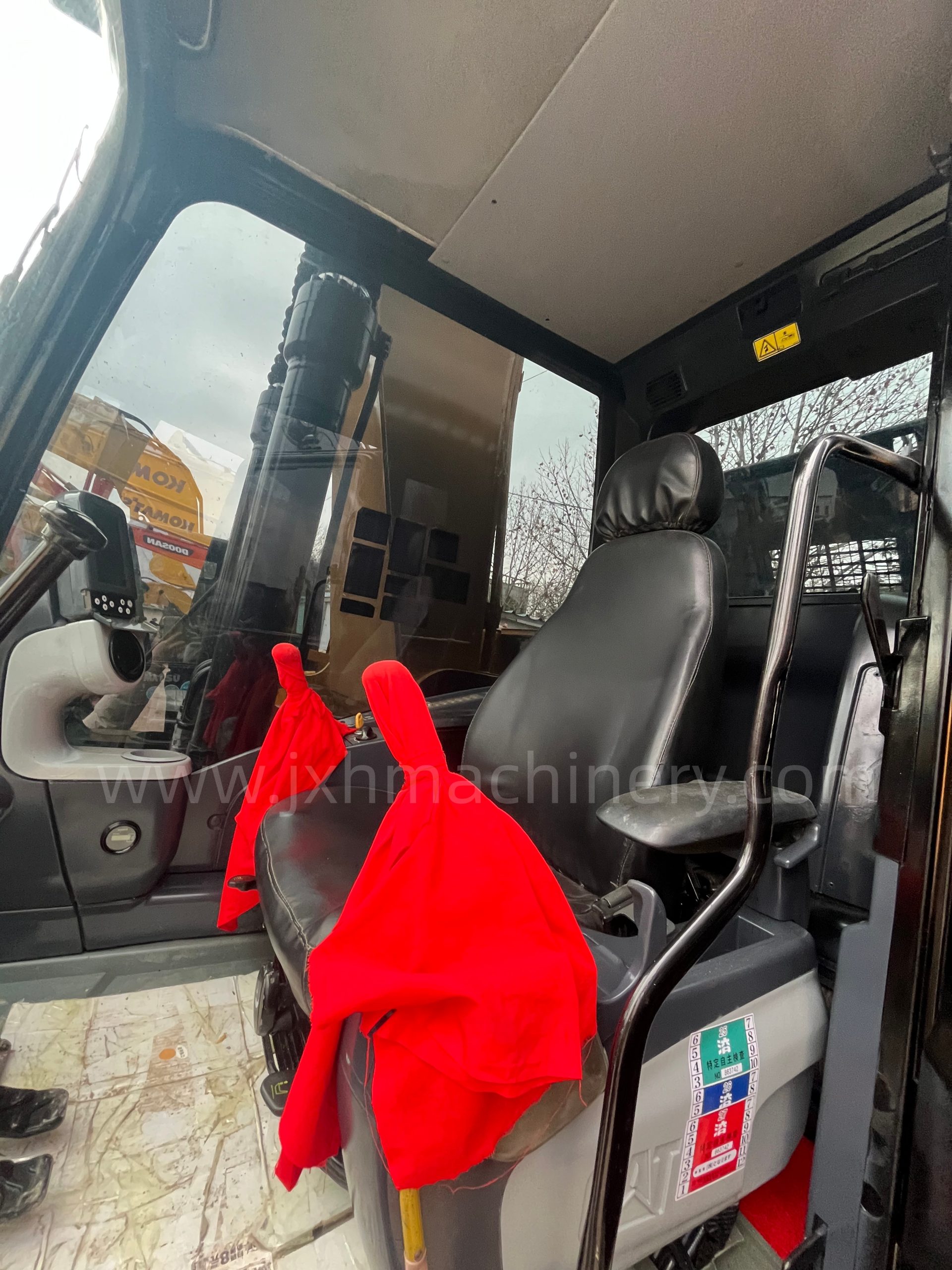 Caterpillar brand CAT 325D excavator, CAT 325DL Long Track Used Excavator for Construction - Image 6