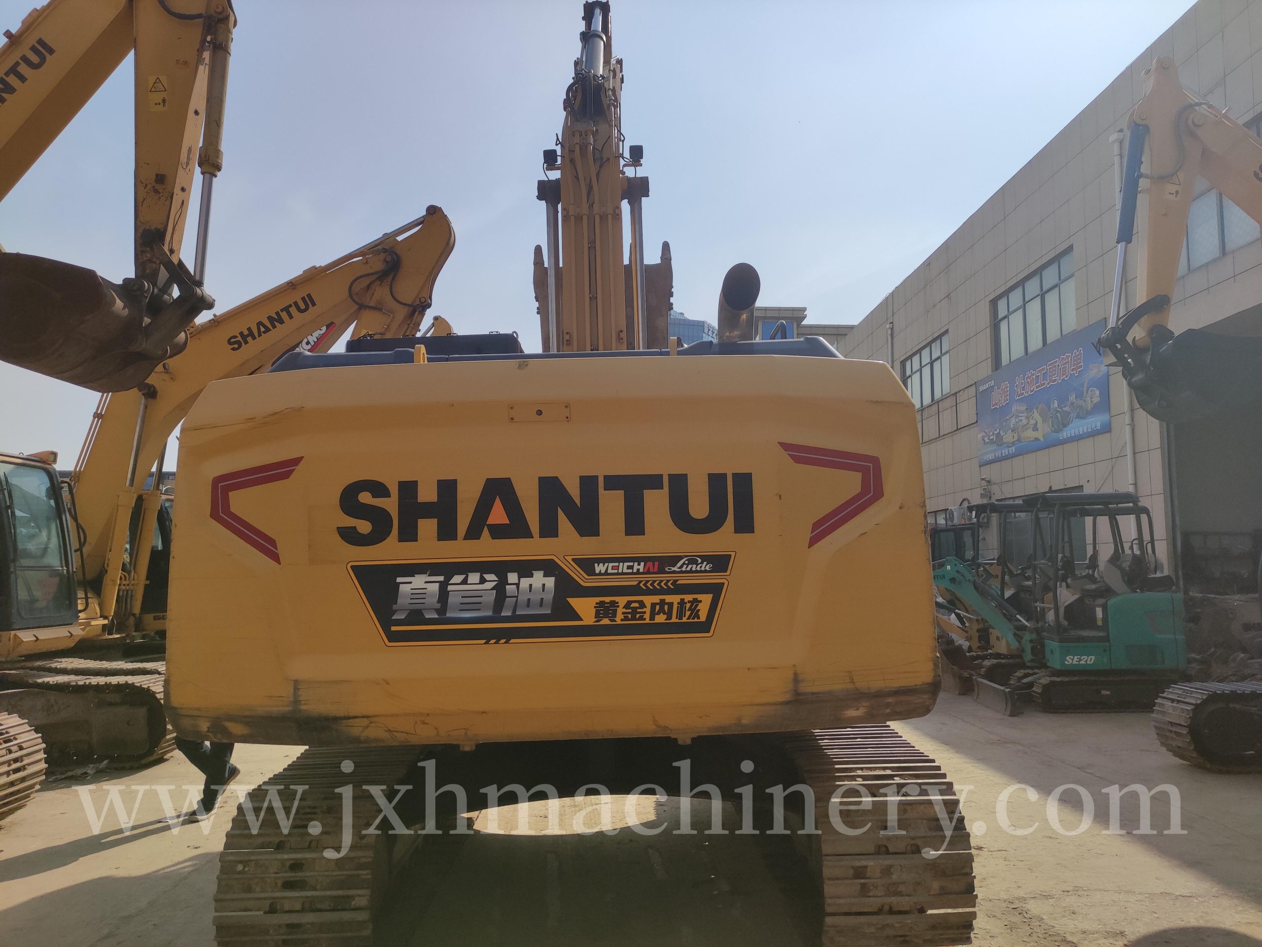 Shantui SE215 Excavator - Image 3