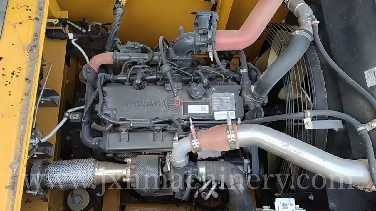 Shantui SE225 Excavator - Image 4
